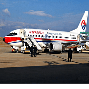 鄂托克前旗敖勒召其航空邮寄航空快运业稳步发展的原因是什么？